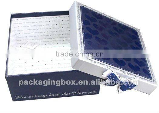 Cardboard gift boxes solution