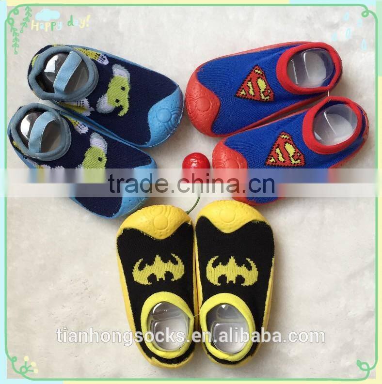 Kids shoe socks latest anti slip knitted socks with rubber soles wholesale