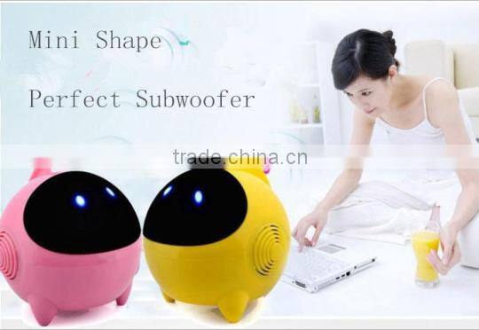 Portable wireless Cute robot mini bluetooth speaker subwoofer with radio fm