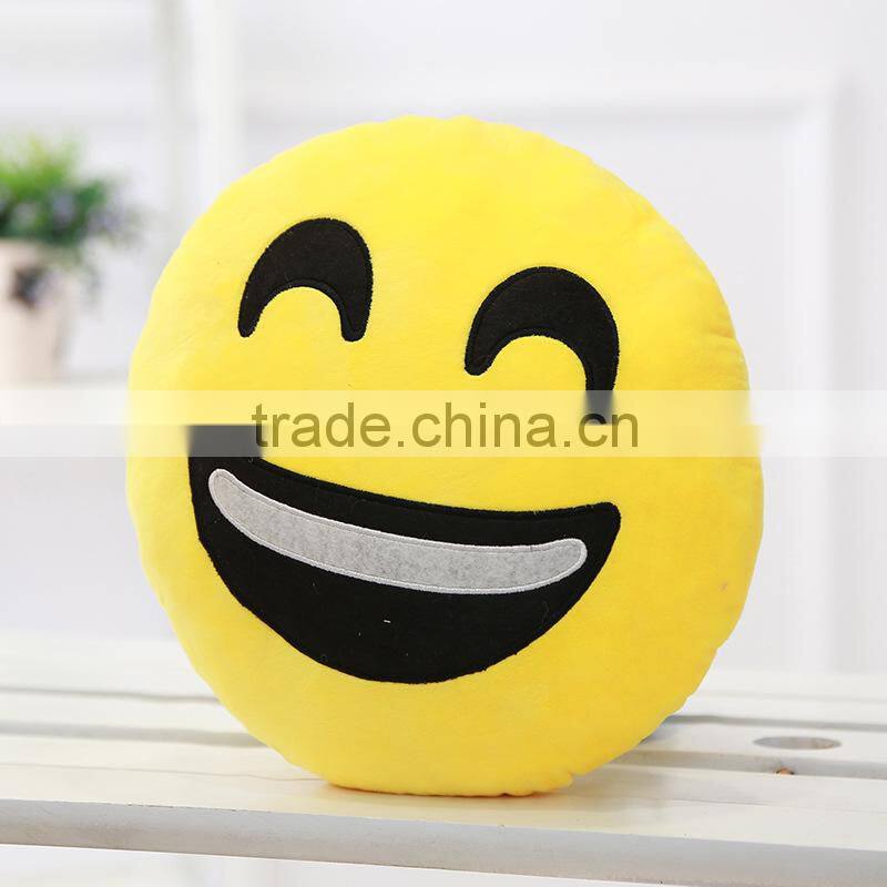 2015 new design emoji pillow, with polyester fiber filling