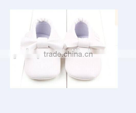 Wholesale leather baby shoes baby moccasin gold baby shoes with bow