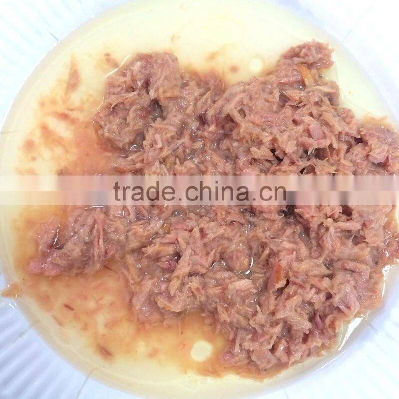 Canned tuna skipjack shredded in brine