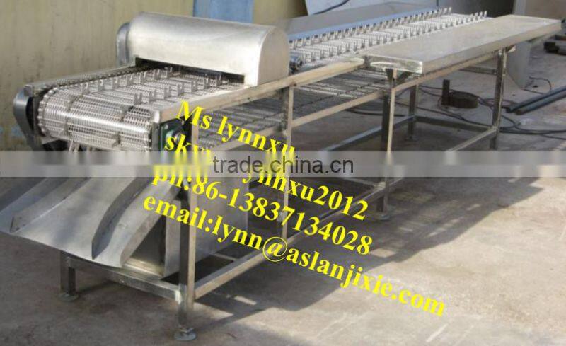 chicken feet paw cutting machine /belt model chicken feet cutter