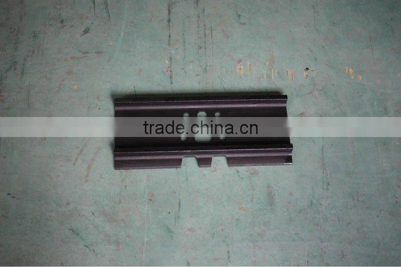 Komatu PC200-6 Triple Grouser Track Shoe and Doulbe Grouser 20Y-32-11110 Track Shoe for Excavator