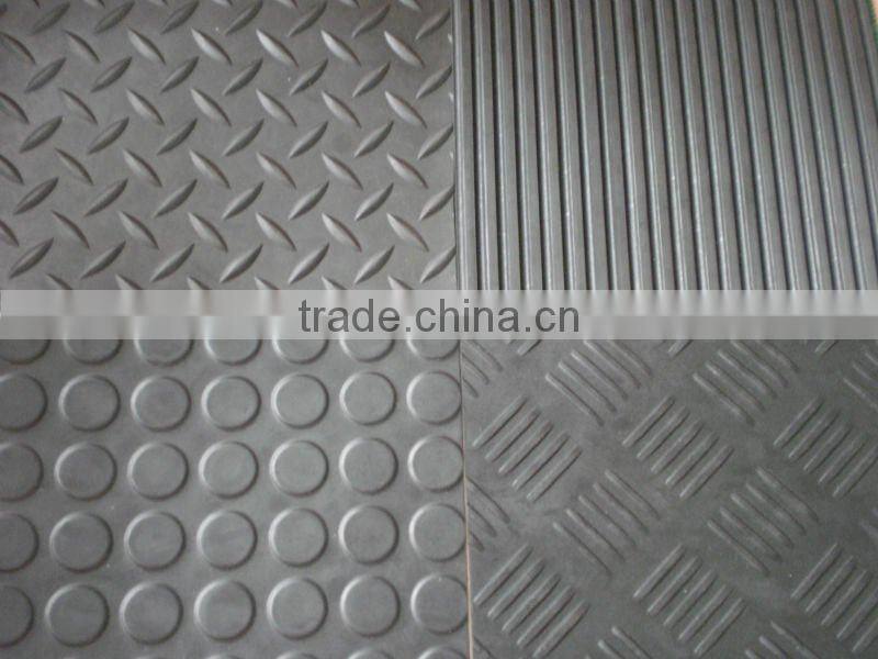 3mm thick anti-slip stud flooring rubber mats