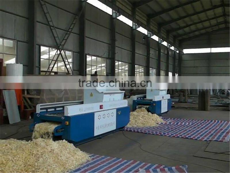 4-cutter Chain wood shaving machine