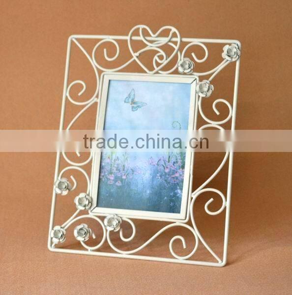 Photo frame with flowers