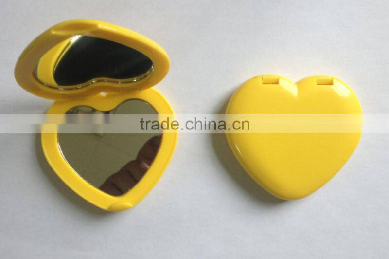 Plastic Heart-shaped folding sided mirror pocket mirror