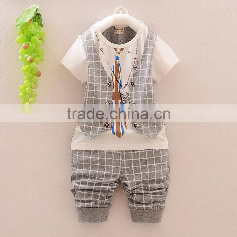 2015 soft 100%cotton lovely boys fancy suit with latest design