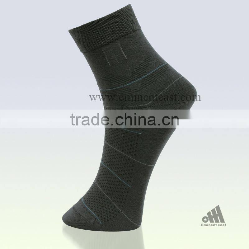 Green man crew socks