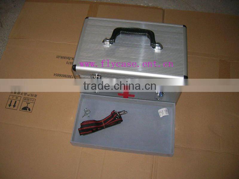 2013 new design UK style Aluminum instrument case with logo print