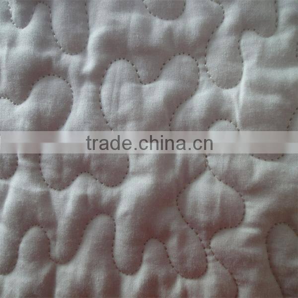 2013 newest embroidery silk quilt cover