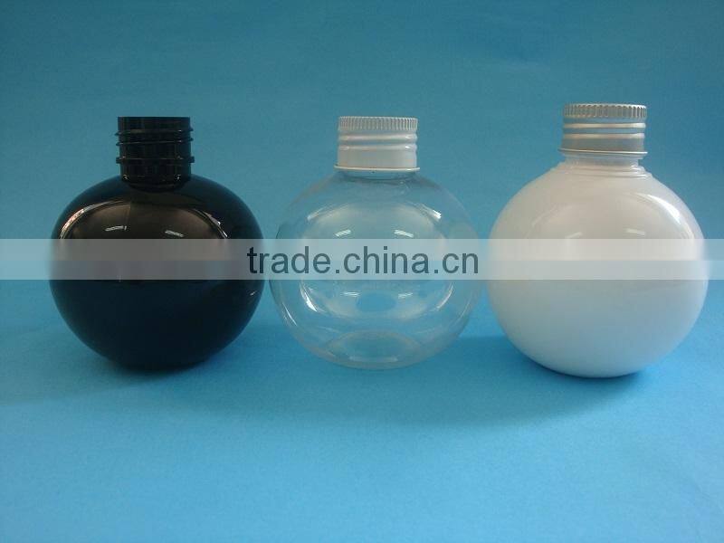 Empty plastic ball shape PET bottle 150ml / shiny green empty bottle with lotion pump