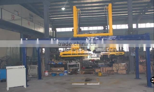 Automatic separated concrete block palletizing machine