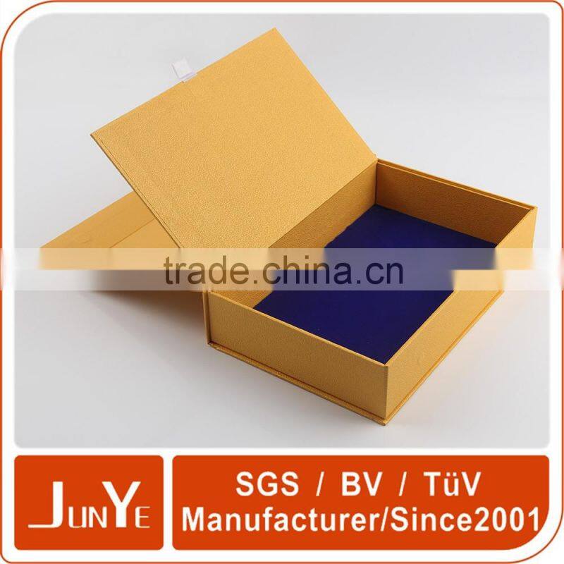square paper luxury gift box magnet closure