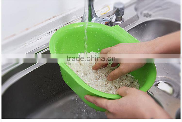 Suspensible draining sink vegetable and fruit basket --blue