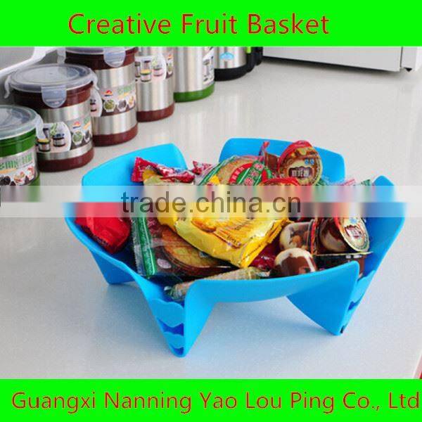 home and garden decor metal plant hanger planter with bracket wrought iron crafts metal plant Hanging Basket