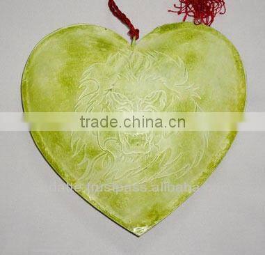 Christmas decoration gift item low price high quality metal hanging heart