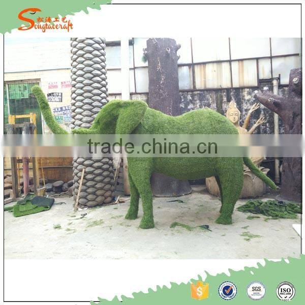 Hot sell artificial animal green sculpture customized garden green sculpture plastic large artificial elephant sculpture