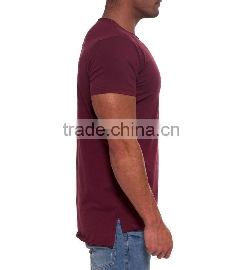 hot sale fashion streetwear oxblood cotton elastane fishtail shirt mucle fit longline short sleeve t shirt with side split