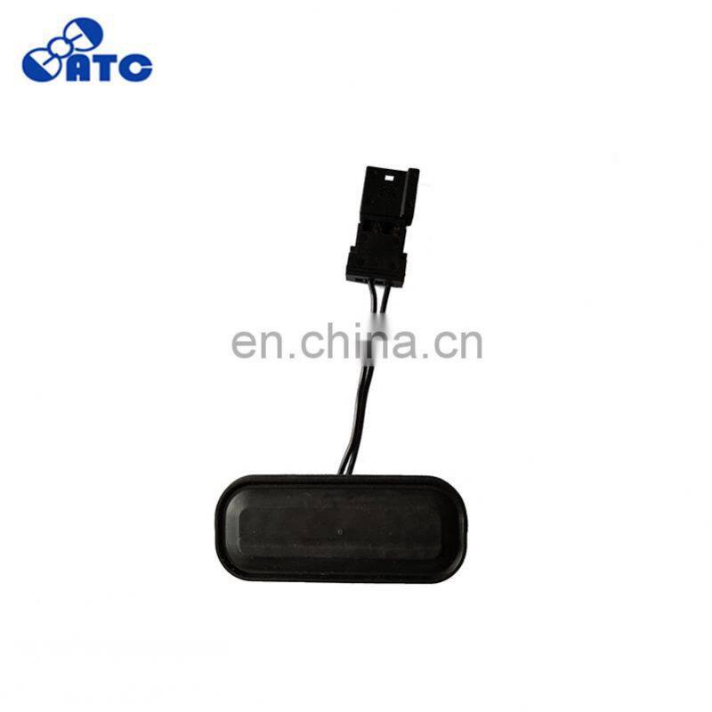Tailgate Release Switch For 2017 2018 C-hevy C-hevrolet C-ruze 1.4L 1.6L 13422270