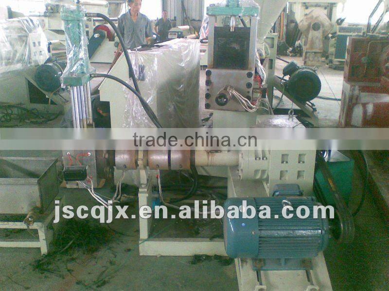 twin screw pet flake granulating machine