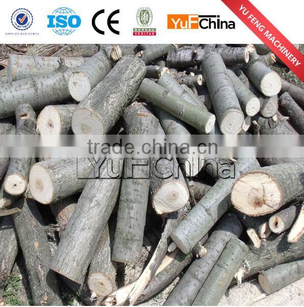 Industrial wood chipper for biomass fuel processing equipment