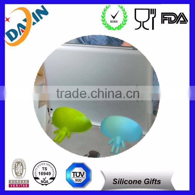 newest universal custom-design colorful sucker/octopus phone stand