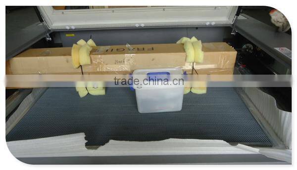 SM1390 laser cardboard cutting plotter