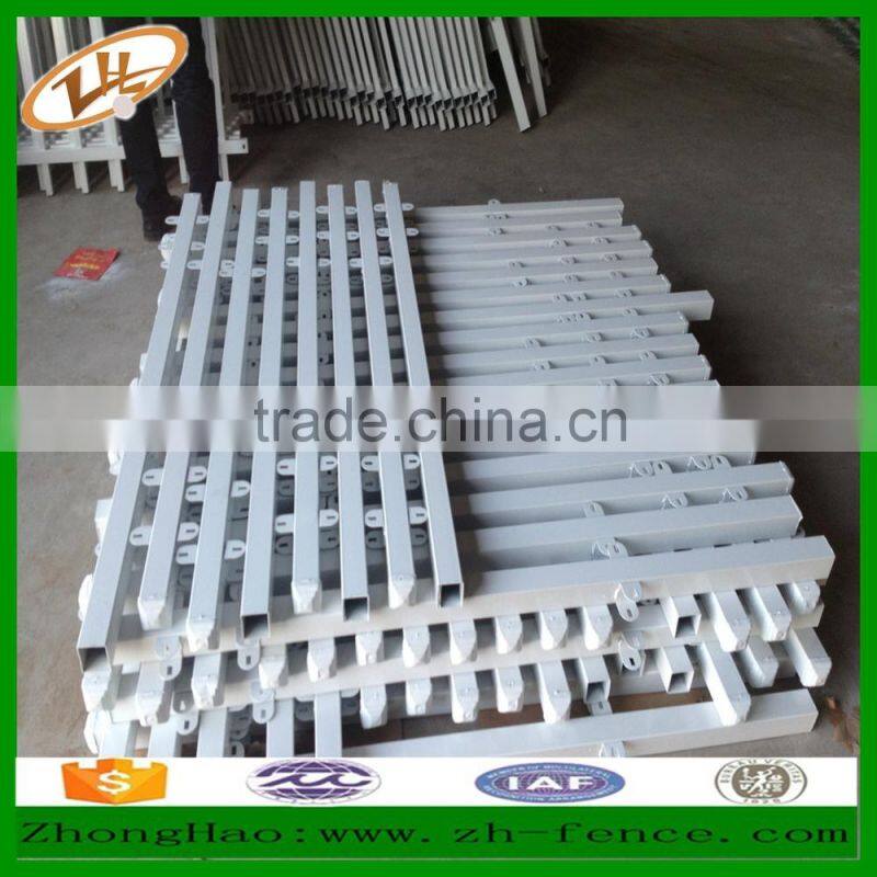 hot dipped galvanized or powder coated zinc steel tubular fence