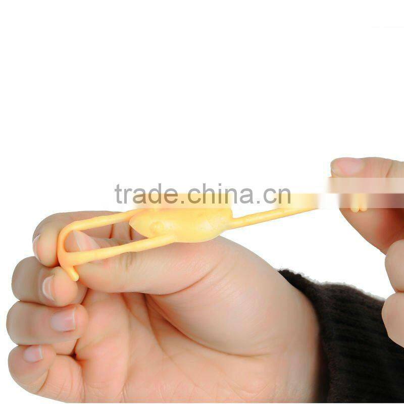 Promotional Sticky Slingshot frog toys for kids