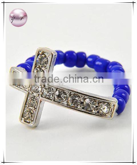beeds Cross Stretch Ring