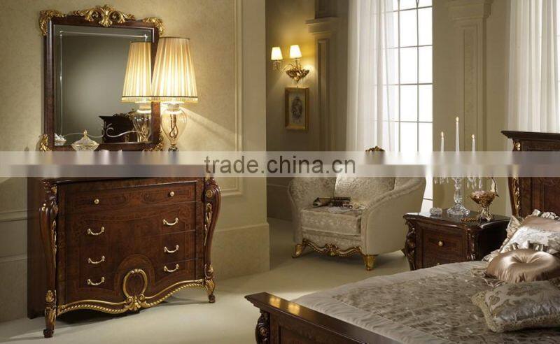 Traditional Italian Wooden Hand Made Five Drawer Chest With Matching Mirror (MOQ=1 SET)