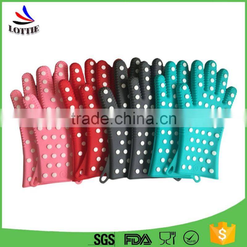 China Manufacturers 2016 new design heat-resistant silicone microwave oven glove BBQ baking Oven Mitt