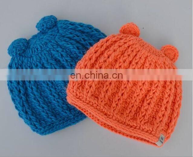Top fashion style for 2016 winter handmaking winter beanie hat with big top pom pom