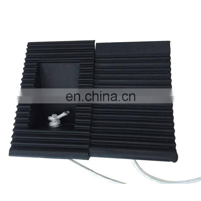 Wheel Chock Blocks with Foot Rope (2-Pack) - Small - Heavy Duty Black Rubber 125*75*65cm