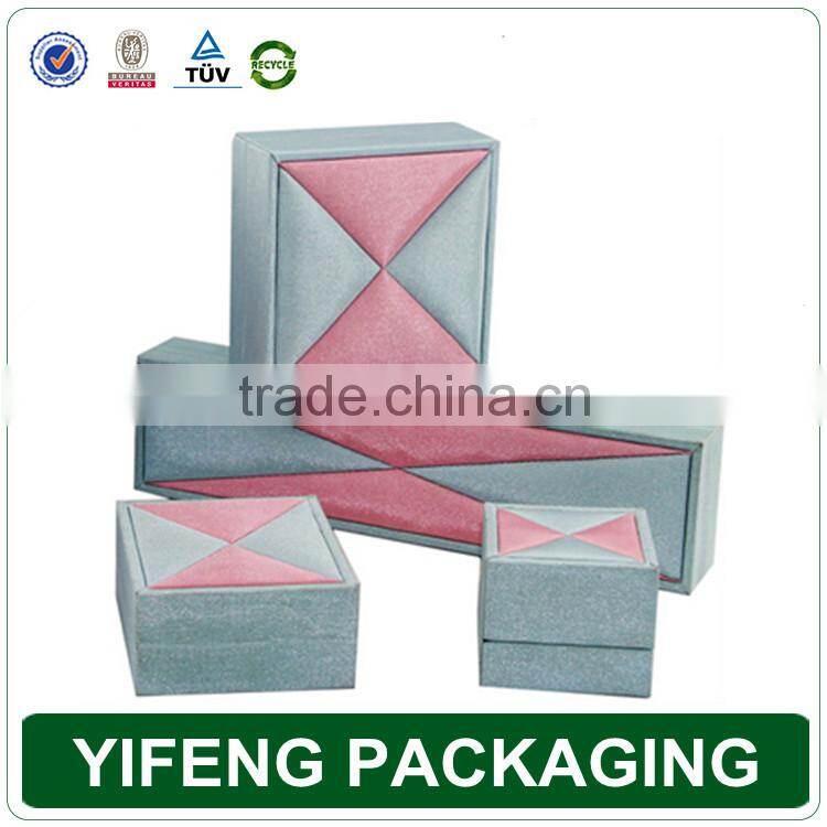 custom luxury PU leather jewelry gift box
