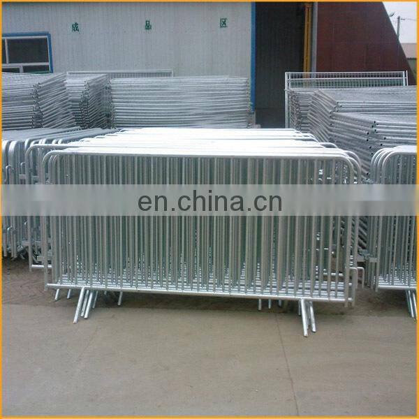 Hot sell crowd control barrier fence panels barrier gate price