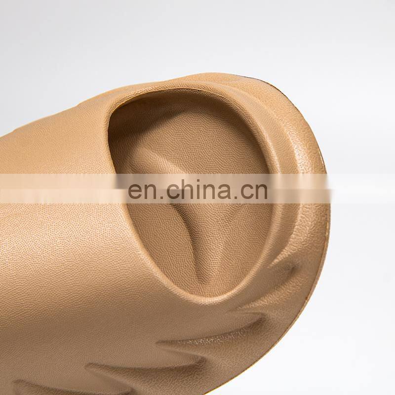 Factory direct sale Christmas high-quality home slippers all-match trend indoor custom ladies and men's slippers