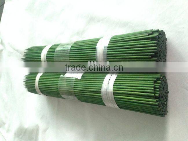 painting wooden stick for gardon