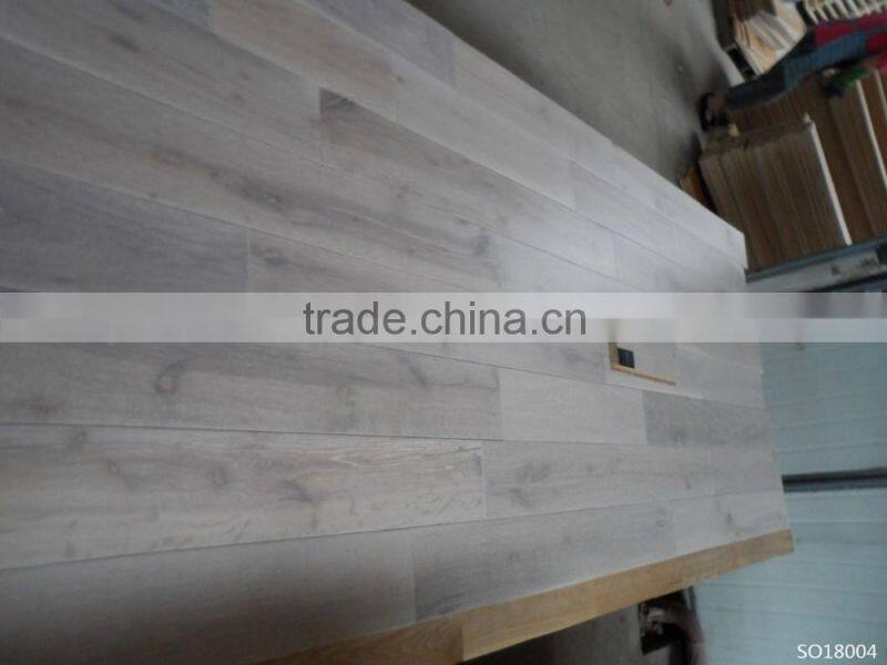 New Design Click Oak Solid wood Flooring