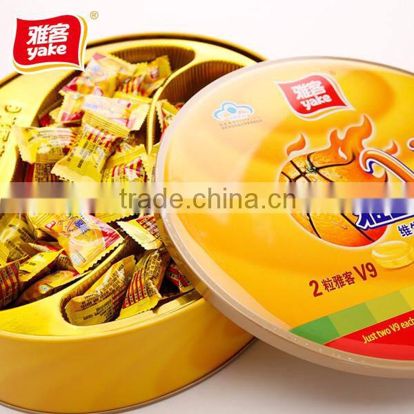 Yake fruit filled hard candy with 9 vitamins