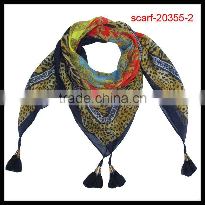 Big square ladies scarf fashion deisgn