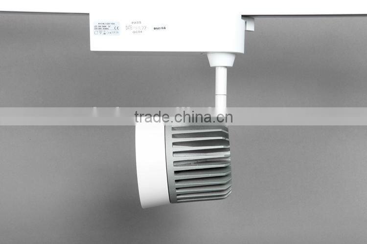 30w led track rail light with horn mouth for cloth shop