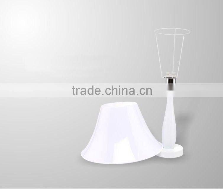 Modern plastic table lamp