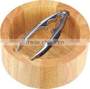 high quality metal nutcracker with wood bowl set