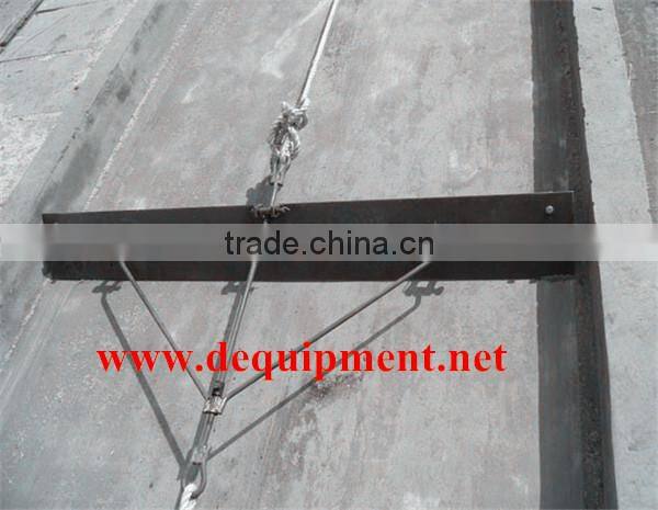 Ground cleaning system for chicken cage