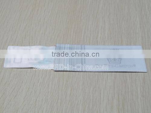 860~960MHz Passive RFID Woven Labels Withstand 200 Washing Cycles under Industrial Laundry Environment