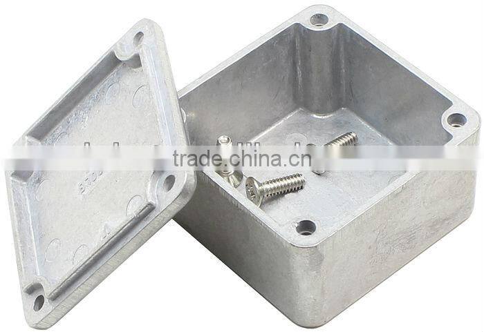 1590LB small diecast aluminum enclosures hammond