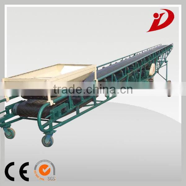 inclined bag loading conveyor